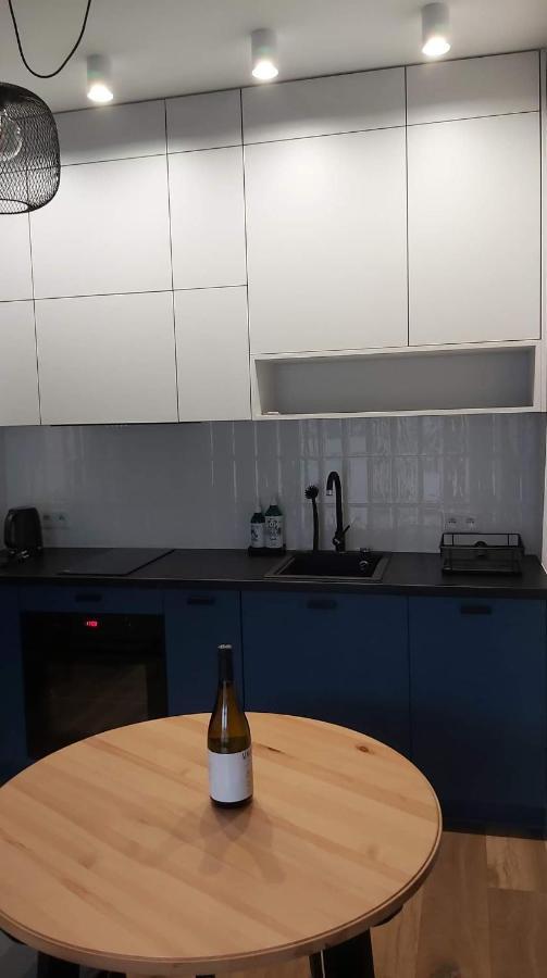 Apartament Zajezdnia Wrzeszcz Apartment Gdansk Bagian luar foto
