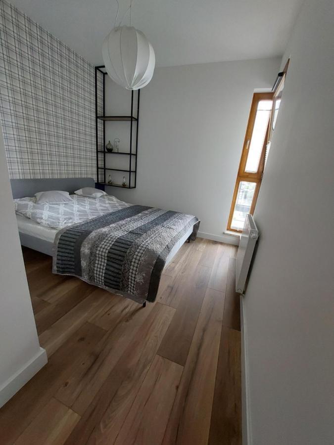 Apartament Zajezdnia Wrzeszcz Apartment Gdansk Bagian luar foto
